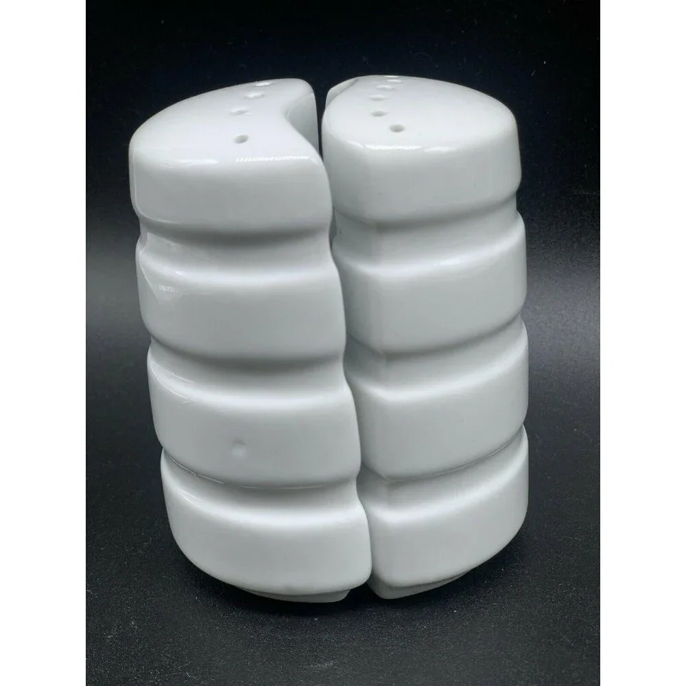 Fitz And Floyd White Ceramic Salt & Pepper Shaker Set Ribbed Ridges - Picture 1 of 5